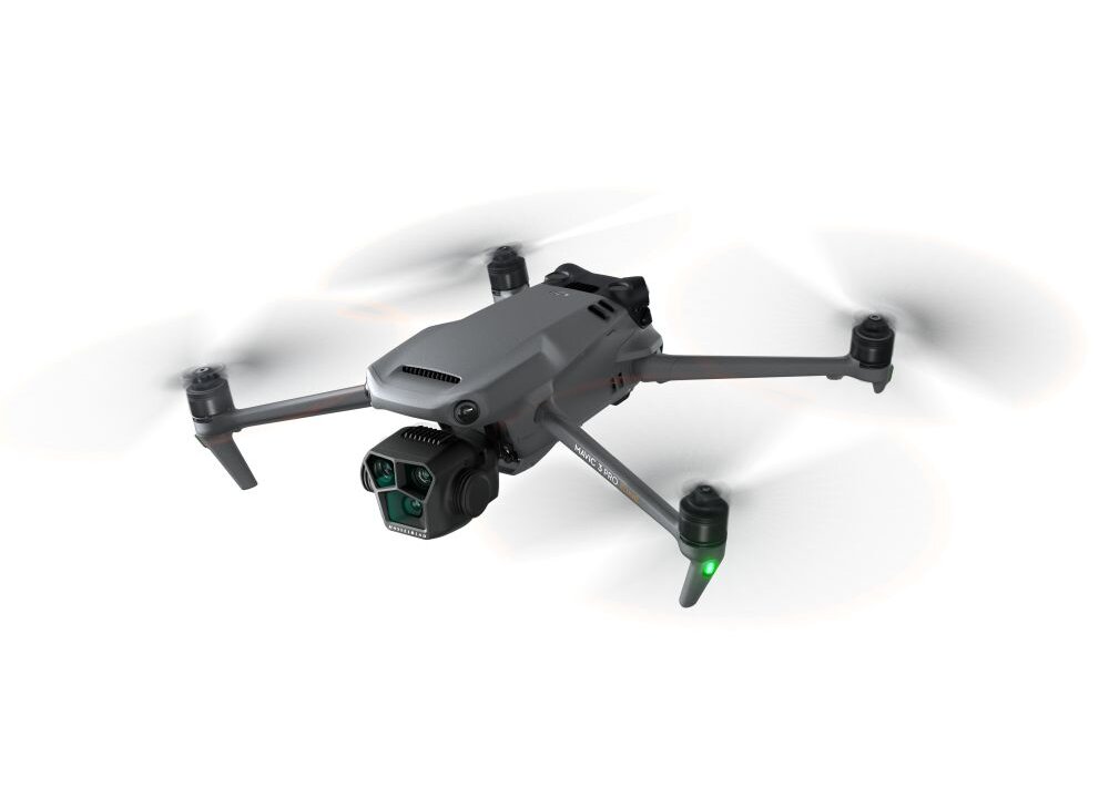 dji-mavic-3-pro-cine-premium-combo-shop-de15.jpg